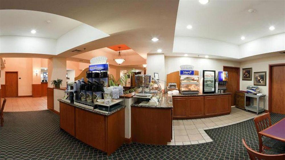 Holiday Inn Express Hotel & Suites Vinita By Ihg Екстериор снимка
