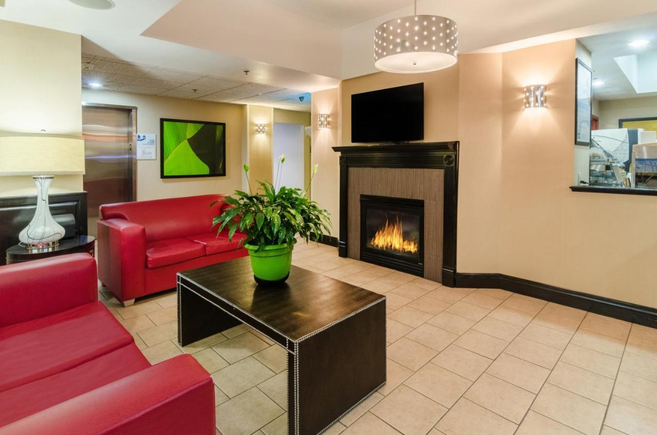 Holiday Inn Express Hotel & Suites Vinita By Ihg Екстериор снимка